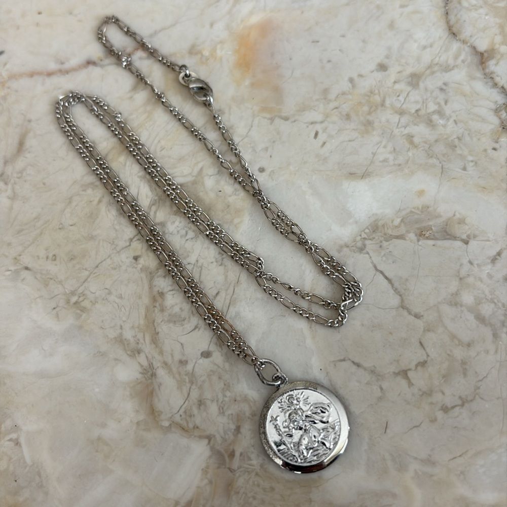 Vintage Rembrandt Sterling Silver St. Christopher Medal & 24” Chain